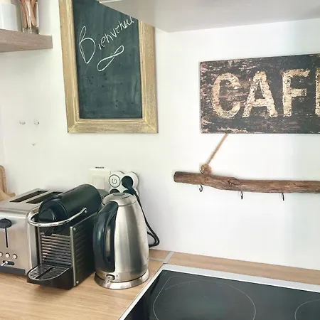 Homestay & Jardin L Grenoble Nord - St Egreve *